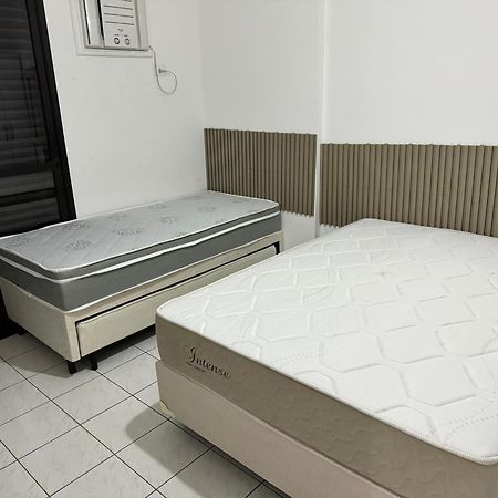 Confortavel Apartamento 1 Dorm Com Piscina E Lazer Guaruja Bagian luar foto